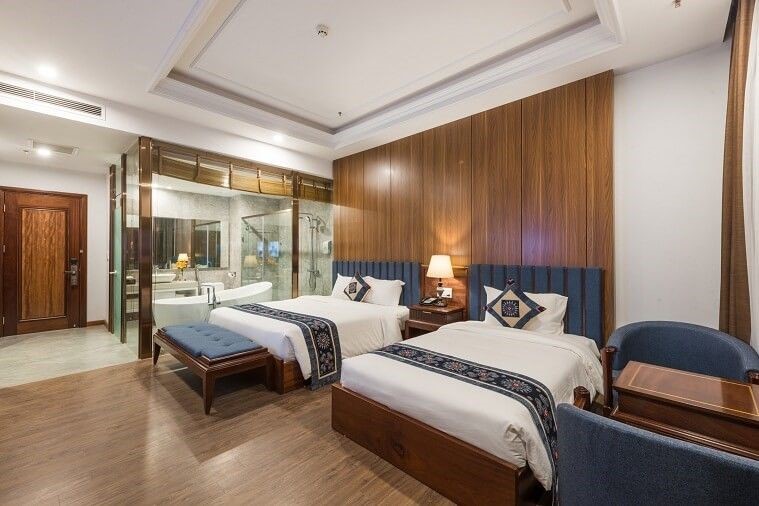 Grand Deluxe Twin With Mountain View